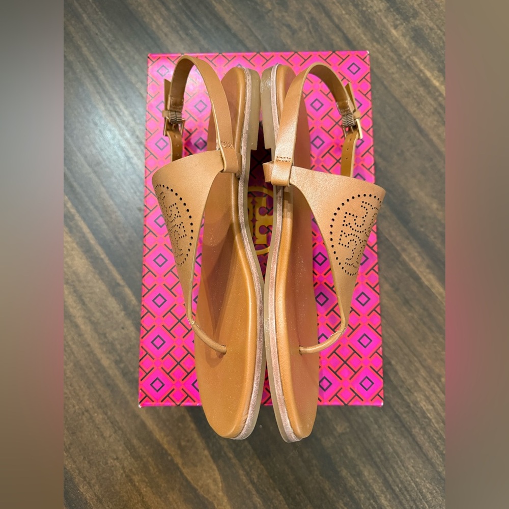 Tory Burch -CAPRI PERF SANDAL GRACE -COCONUT SUGAR- sandal - Picture 3 of 8